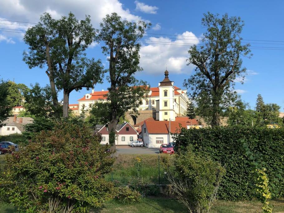 Apartman V Podzamci Rychnov nad Kneznou Exteriér fotografie