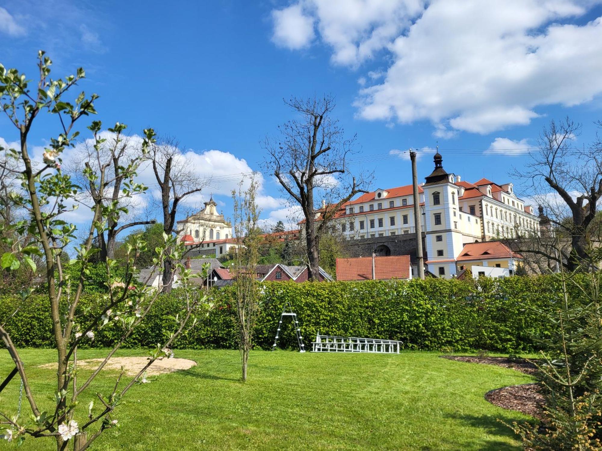 Apartman V Podzamci Rychnov nad Kneznou Exteriér fotografie